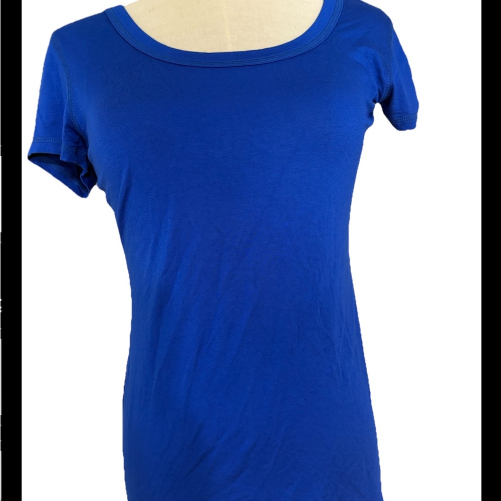 Cable & Gauge Shirt Womens Size M Blue Short Sleeve Pullover Knit Top.